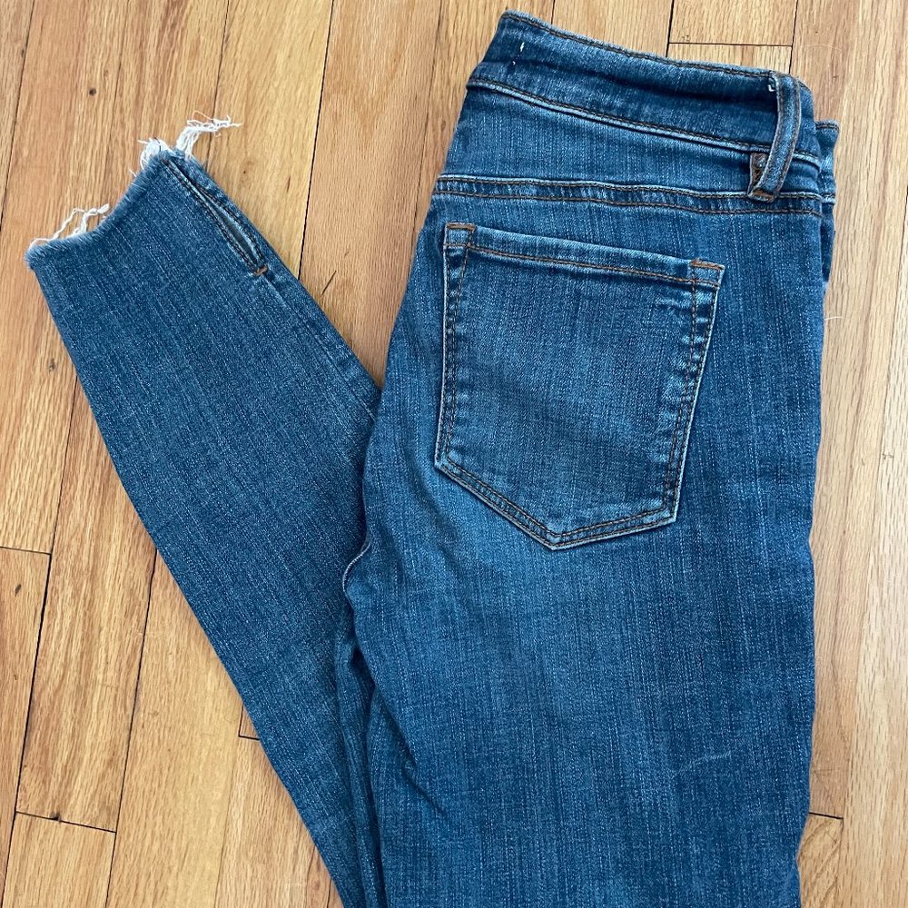 LOFT Modern Slit Frayed Ankle Length Skinny Jeans